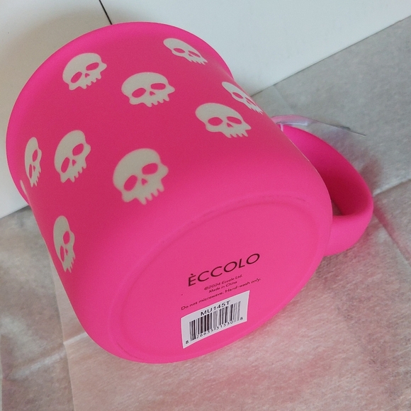 Hot Pink HALLOWEEN Skulls Coffee Tea Mug Creep It Real 16 oz NEW Eccolo - Picture 10 of 13